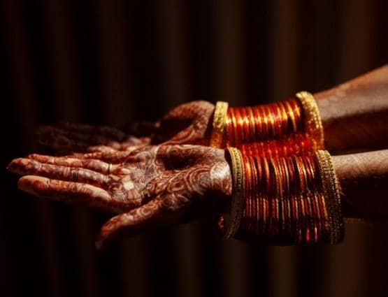 शादी में क्यों जरूरी हैं 7 फेरे, 7 वचनों में पति-पत्नी क्या करते हैं वादे?