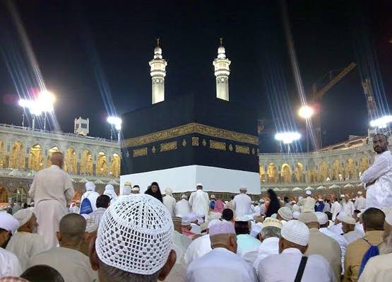 जब मक्का की तरफ पैर कर लेट गए थे गुरु नानक