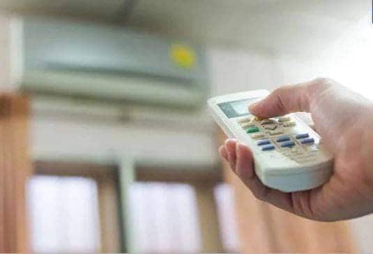 नए साल में ग्राहकों को बड़ा झटका, महंगा होगा AC और फ्रि‍ज खरीदना