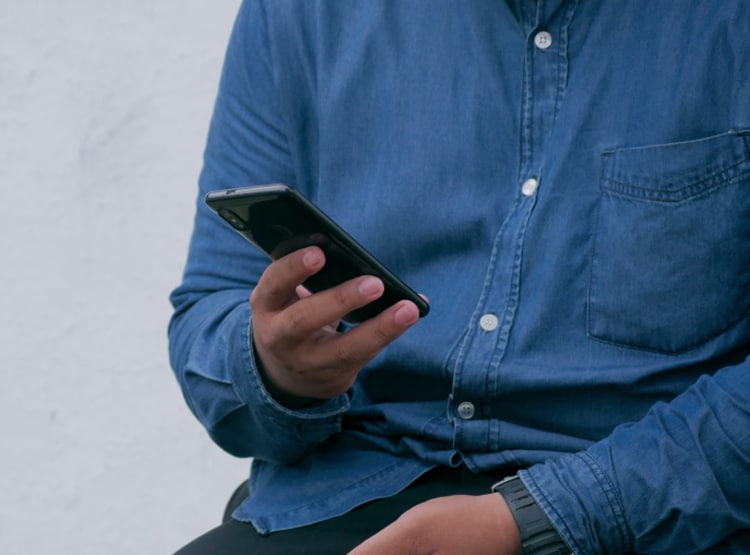 आपकी कॉल रिकॉर्ड हो रही है? ऐसे करें चेक और इससे बचाव