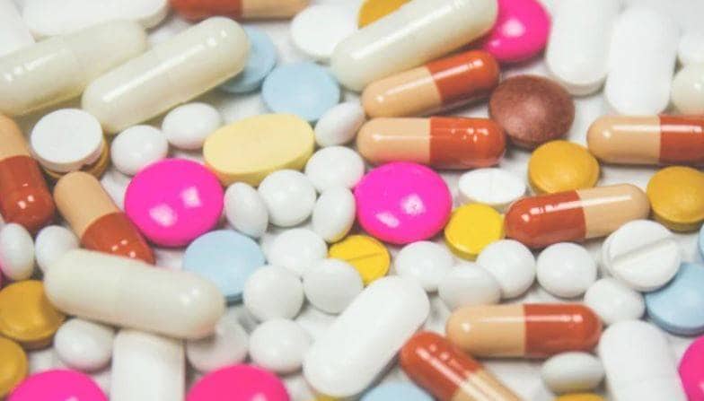 बांग्लादेश से आने वाली कैंसर की नकली दवाएं भारत में बांट रही मौत