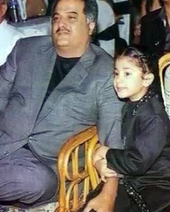 पापा के बर्थडे पर जाह्नवी कपूर ने शेयर किए खूबसूरत फोटोज, लिखा स्पेशल नोट