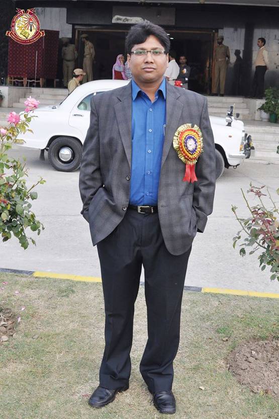 ये मुस्लिम टीचर पढ़ा रहे संस्कृत, फिर BHU के पेट में दर्द क्यों?