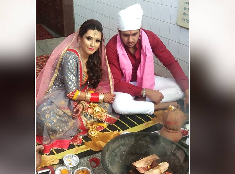 पत्नी को मारी गोली, 15 द‍िन बाद म‍िली बॉडी, 8 माह पहले हुई थी शादी