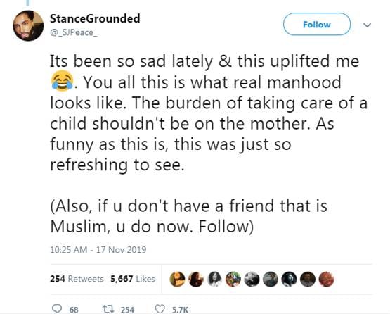 छाती से लगा पिता ने बेटी को कराया 'ब्रेस्टफीड', VIDEO वायरल