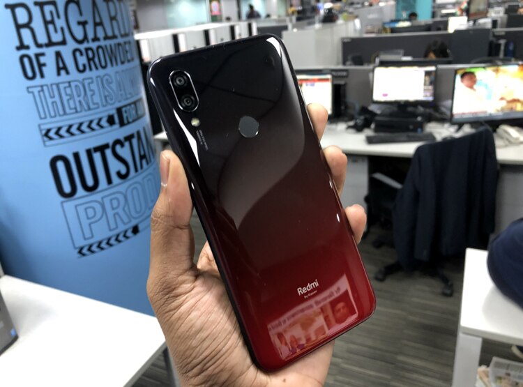 Xiaomi के इन स्मार्टफोन्स पर 4000 रुपये तक की छूट