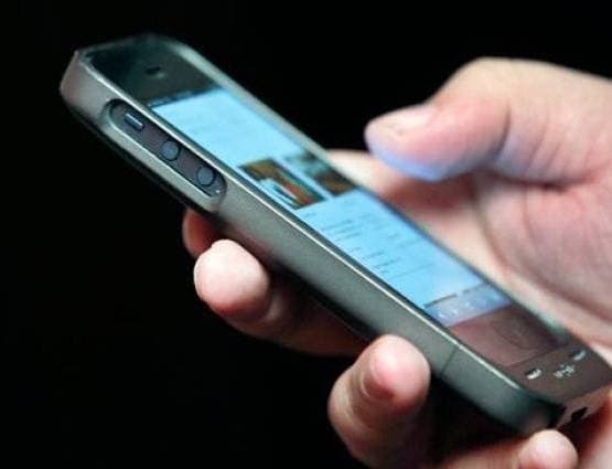 इस App को करें डाउनलोड, चुटकियों में होंगे आधार से जुड़े काम