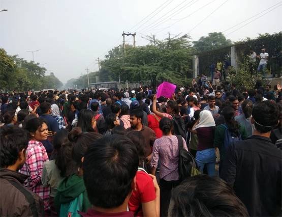 3000% तक बढ़ा JNU हॉस्टल चार्ज, इस फीस स्ट्रक्चर पर मचा बवाल