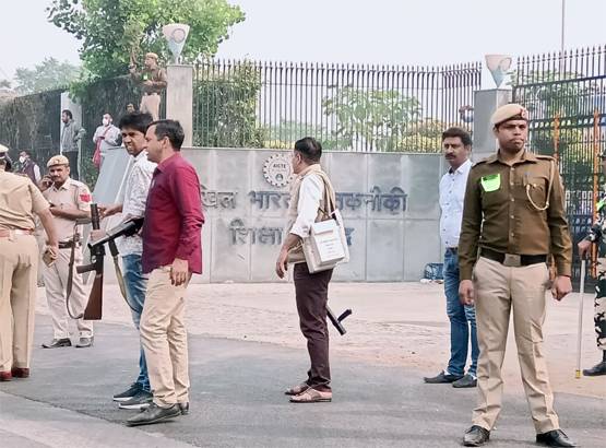 3000% तक बढ़ा JNU हॉस्टल चार्ज, इस फीस स्ट्रक्चर पर मचा बवाल