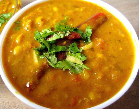 देश भर में मशहूर हैं महाराष्ट्र के ये 10 व्यंजन, आप भी जरूर खाएं