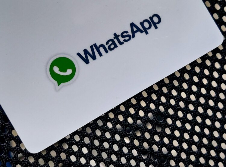 इंतजार खत्म, ये है WhatsApp का डार्क मोड फीचर