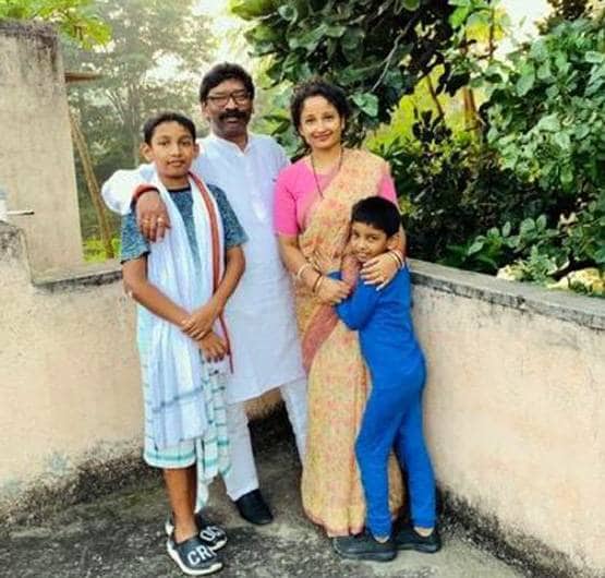 हेमंत ने पिता से सीखी सियासत, अब दूसरी बार बने CM