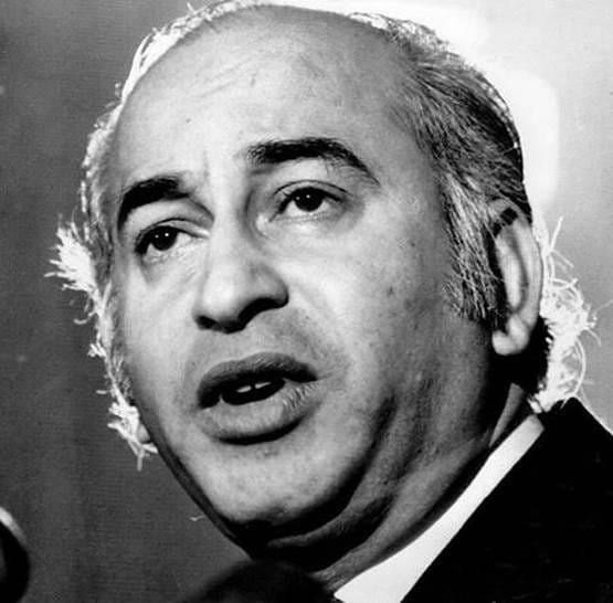 आधी रात को PAK के पूर्व PM को दी गई थी फांसी, खींची थी प्राइवेट पार्ट की फोटो