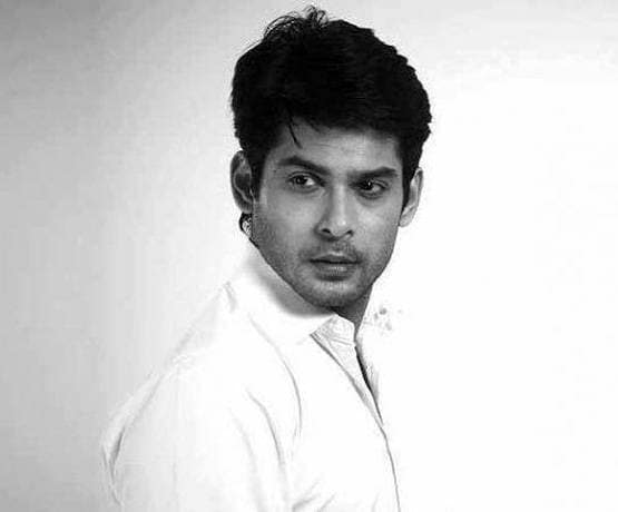 मॉडलिंग के दिनों में ऐसे दिखते थे सिद्धार्थ, देखें शॉकिंग ट्रांसफॉर्मेशन