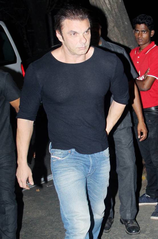 सलमान की बहन की क्रिसमस पार्टी, तैमूर समेत पहुंचे ये सितारे