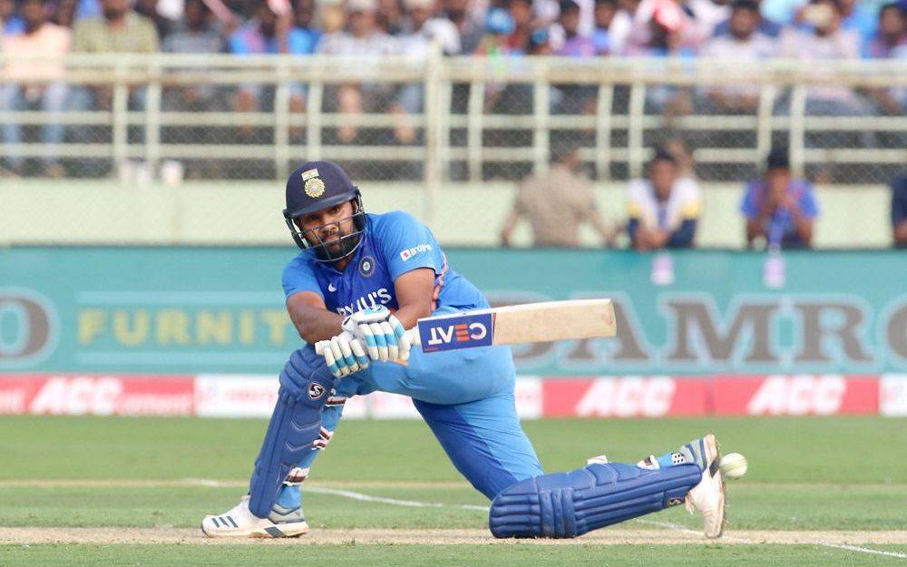 रोहित का धमाल, जयसूर्या का 22 साल पुराना रिकॉर्ड तोड़ा