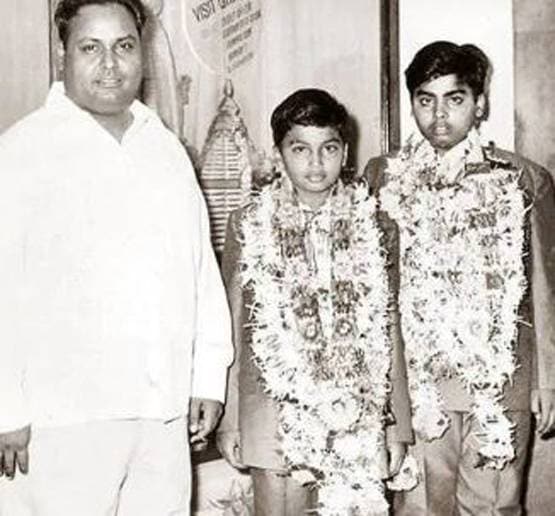 छोटा कमरा, दो स्टाफ से शुरू कर धीरूभाई ने ऐसे रखी रिलायंस की नींव