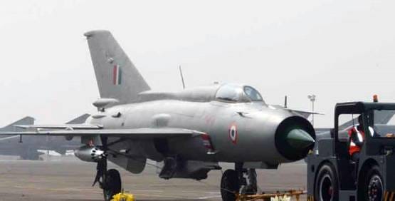 बिना परीक्षा भी एयर फोर्स में लड़कियों को मिल सकती है एंट्री