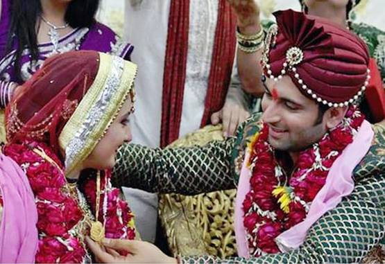 शादी, मिसकैरिज फिर तलाक, क्यों नंदिश संग टूटा रश्मि देसाई का रिश्ता?