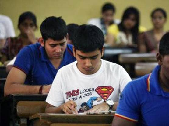 भगवान को कोसते थे अक्षत, पूछते थेेे ये सवाल, फिर एक दिन बने IAS