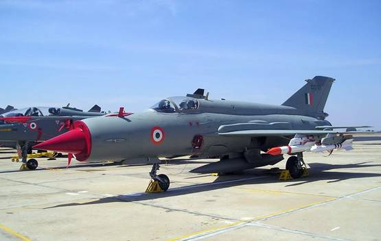 बिना परीक्षा भी एयर फोर्स में लड़कियों को मिल सकती है एंट्री