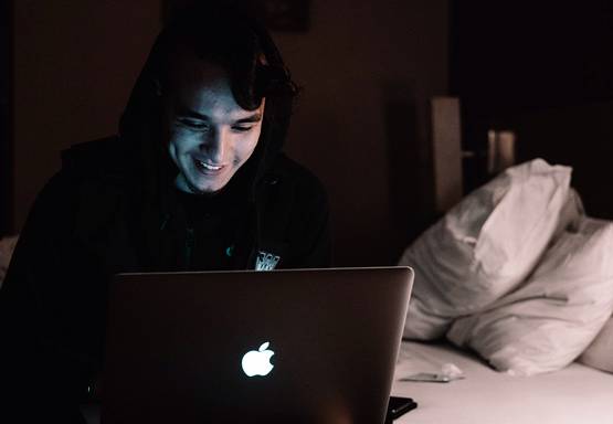 फैंटसी की हद पार, पोर्नहब पर अब ये देख रहे हैं लोग!