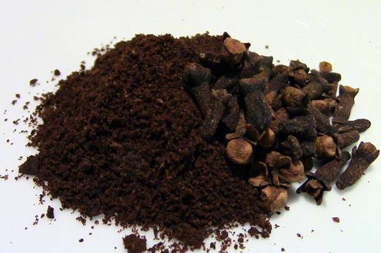 बढ़ते वजन से हैं परेशान तो लौंग पानी करेगा जादू का काम