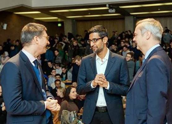 गर्ल्स हॉस्टल के बाहर अंजलि से मिलने जाते थे पिचाई, ऐसी है लव लाइफ