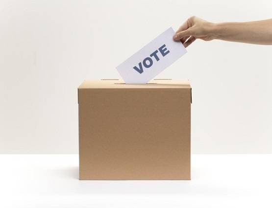 लाइफ पार्टनर चुनने में सबसे पहले ये ढूंढते हैं भारतीय