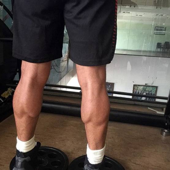 15 साल बेमिसाल, धोनी की सीक्रेट डाइट, जिससे बने मैदान के बाहुबली