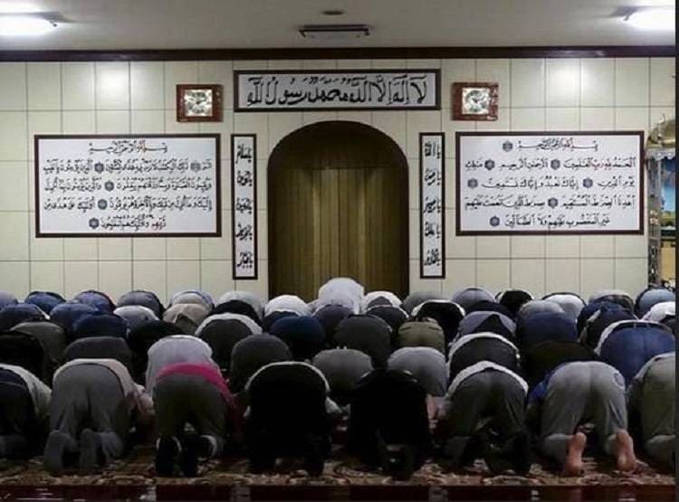 चीन में उइगर मुस्लिमों पर जुल्म, पराए मर्दों के साथ सोने पर कर रहे मजबूर