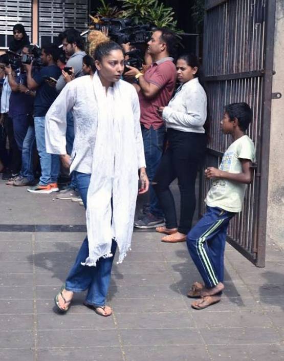 कुशल पंजाबी का अंतिम संस्कार, श्रद्धांजलि देने पहुंचे TV सितारे