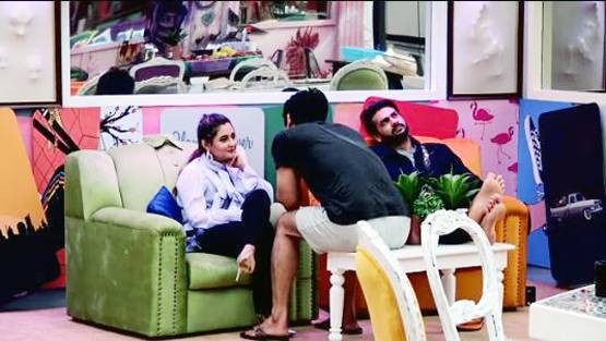 सिद्धार्थ ने रश्मि से क्यों कहा- मेरे पीछे गोवा आ गई थी, KRK ने खोला राज