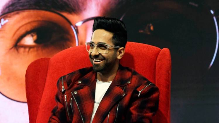 पहला Kiss, पहली डेट, आयुष्मान ने खोले पर्सनल जिंदगी के सीक्रेट, दिए मजेदार जवाब