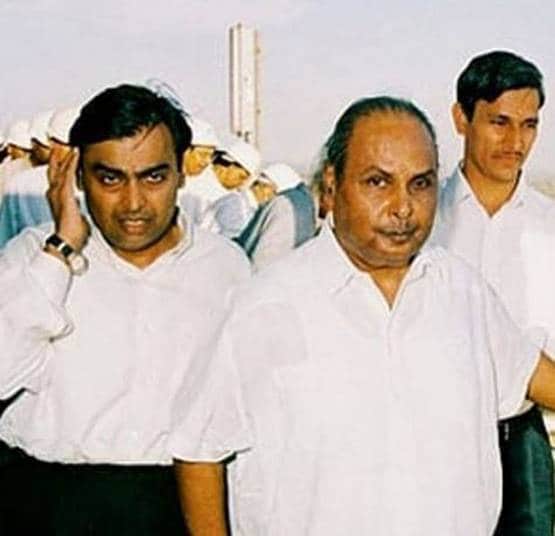 छोटा कमरा, दो स्टाफ से शुरू कर धीरूभाई ने ऐसे रखी रिलायंस की नींव