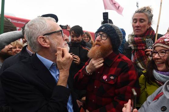 4000 मील दूर इस देश में कश्मीर मुद्दे पर लड़ा जा रहा है चुनाव