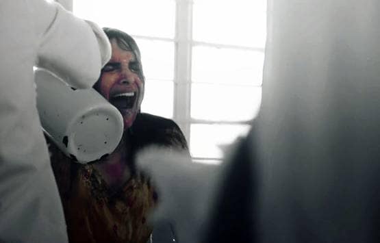 दीपिका का छपाक ट्रेलर जबरदस्त, तस्वीरें देख खड़े हो जाएंगे रोंगटे