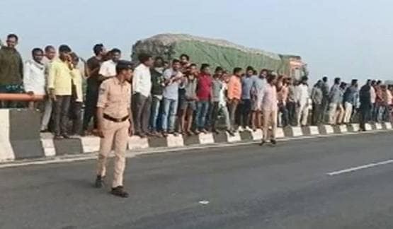 हैदराबाद एनकाउंटर: पुलिस की वाहवाही भी, एक्शन पर सवाल भी