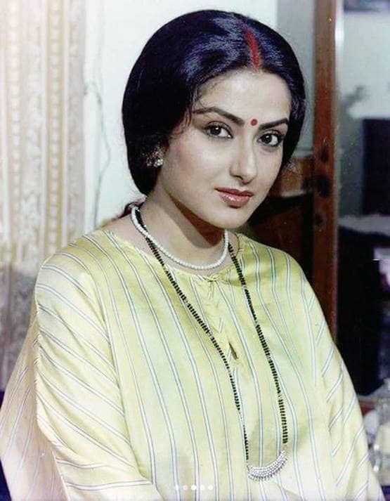 दामाद का खुलासा- मौसमी चटर्जी ने बेटी की मौत के बाद चेहरा तक नहीं देखा