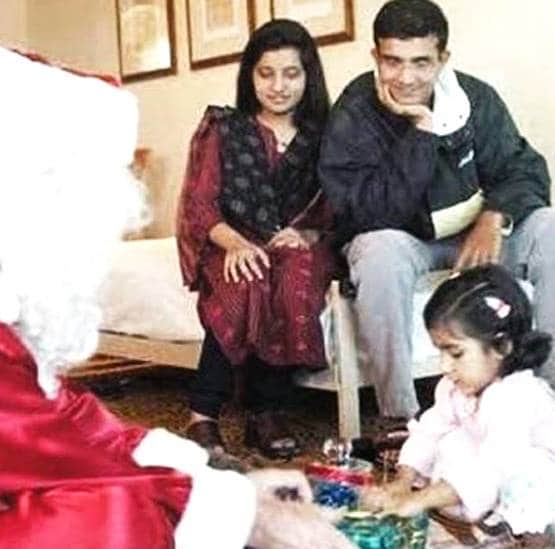 जानें- किस क्लास में पढ़ती हैं गांगुली की बेटी सना, कितनी है उम्र