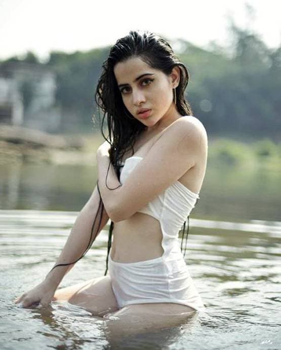 बेपनाह फेम टीवी एक्ट्रेस उर्फी जावेद का बोल्ड अवतार, देखें तस्वीरें