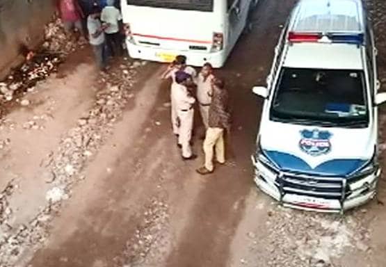 रात 3.30 बजे आरोपियों को क्यों ले गई पुलिस, क्यों होता है रिक्रिएशन?