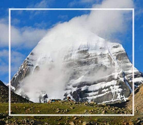 एवरेस्ट से कम ऊंचाई, फिर भी आज तक कोई क्यों न चढ़ सका कैलाश पर्वत?