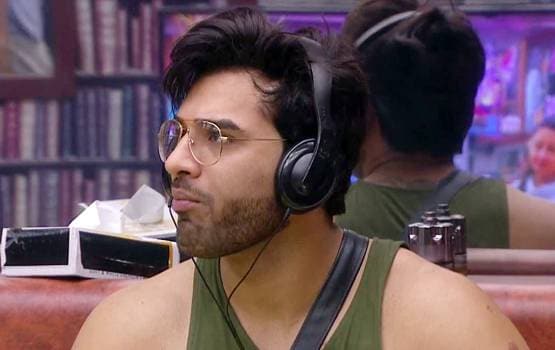 रश्मि के नेचर पर सिद्धार्थ ने किया कमेंट, पारस को क्यों कहा- तू नौकर था