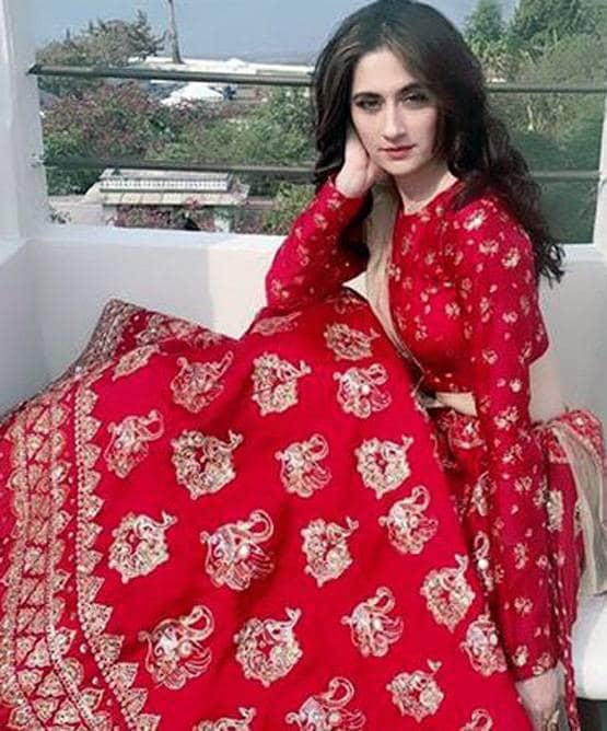 जब बोल्ड हुईं TV एक्ट्रेसेस, इंटीमेट सीन्स से फैंस को दिया सरप्राइज