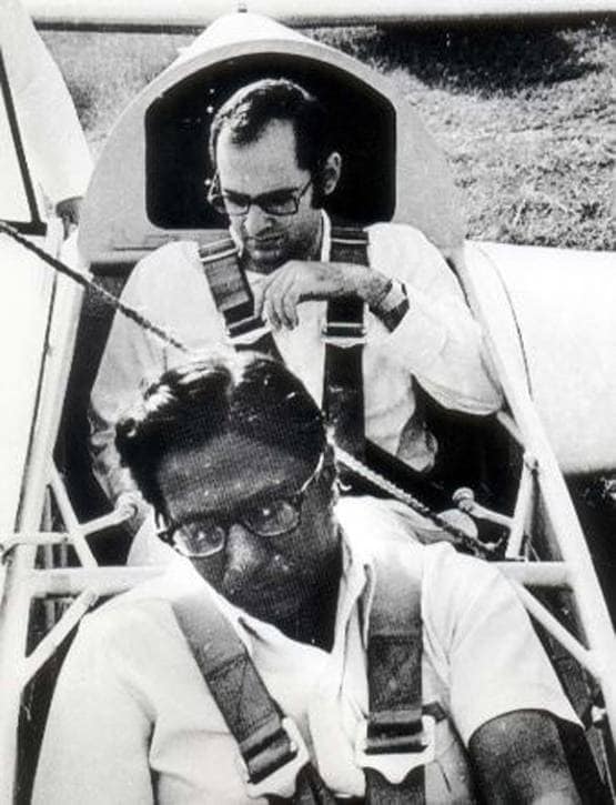 विमान हादसे में हुई थी संजय गांधी की मौत, ऐसा था मंजर