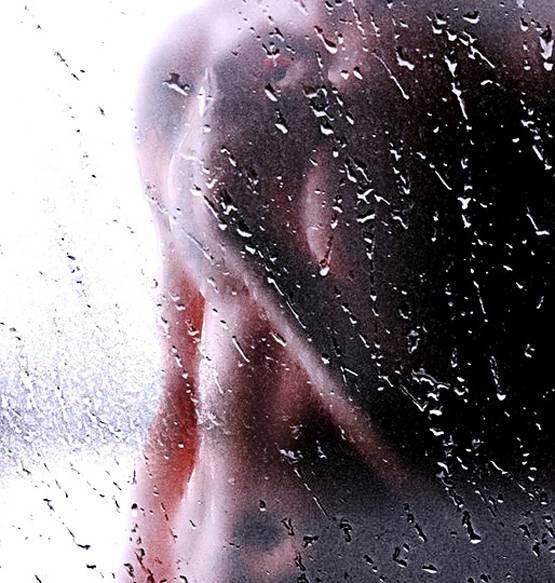 सर्दी में गर्म पानी से नहाना क्या हो सकता है नुकसानदायक?