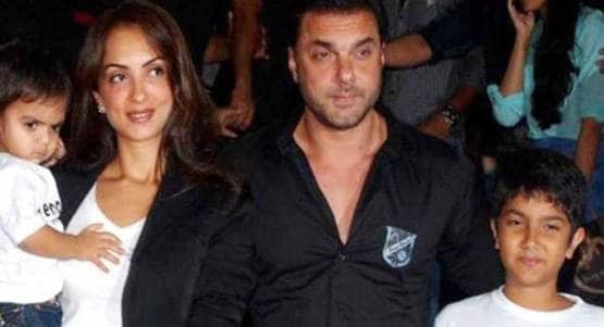 बॉलीवुड के इन मशहूर सितारों के घर IVF-सरोगेसी के जरिए आई Good News