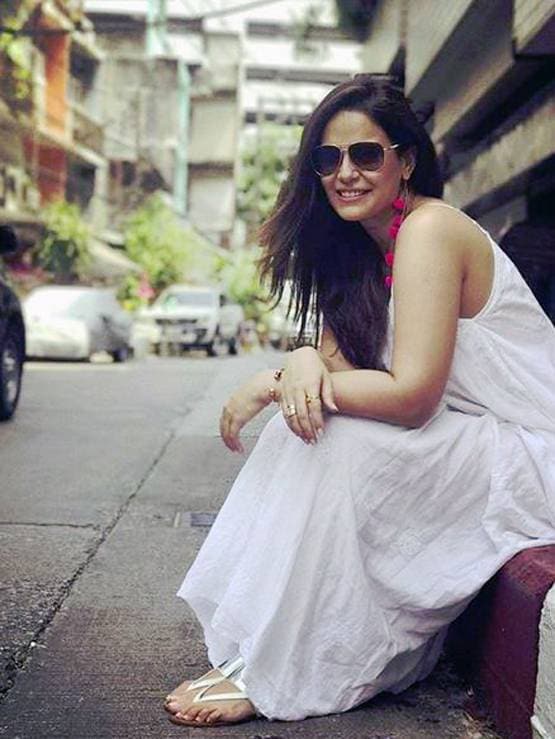 जस्सी बनकर मोना सिंह को मिली शोहरत, इन स्टार्स संग चर्चा में रहा अफेयर