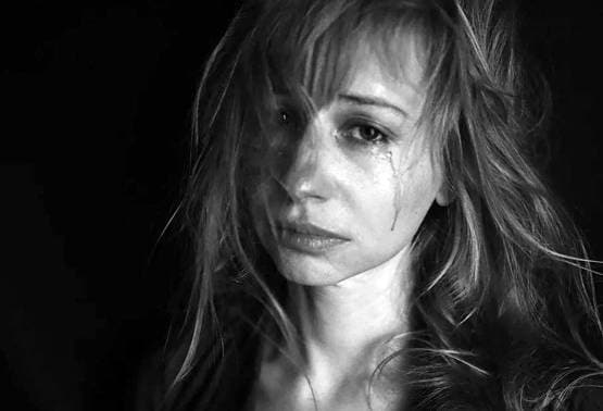 इन 4 राशि के लोगों के लिए मुश्किल होता है पार्टनर को छोड़ना